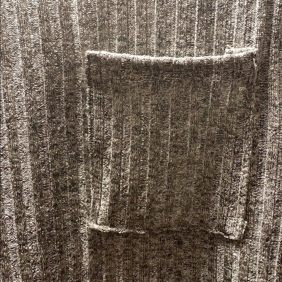 Long sleeve cropped shirt - Picture 2 of 2